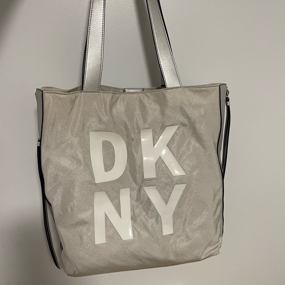 DKNY women’s hand bag